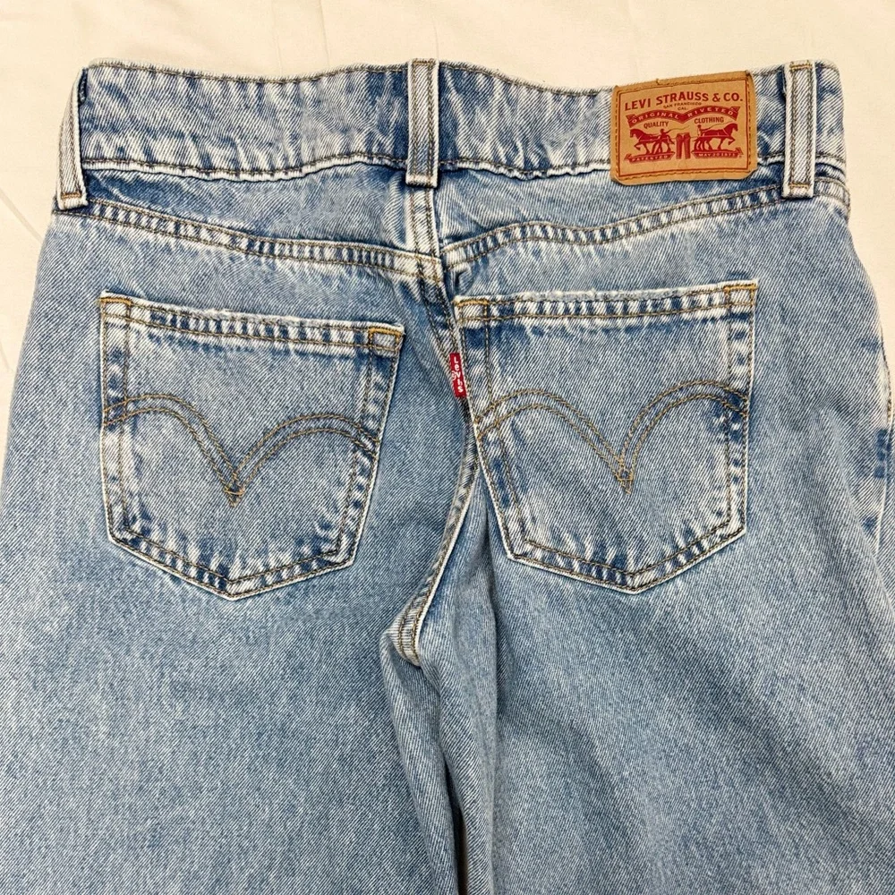 Levi’s Super Low Jeans Women’s 27 Light Wash Straight Y2K Denim - Picture 3 of 6